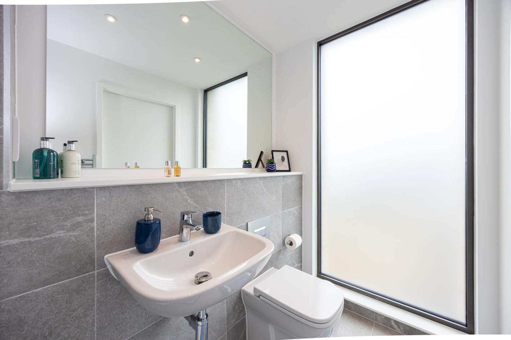 City Center Ultra-Luxe 2Bed Villa Amalfi แมนเชสเตอร์ ภายนอก รูปภาพ